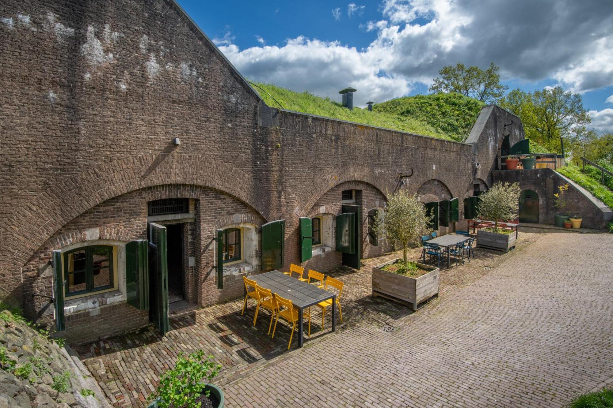Fort Vuren Extérieur photo